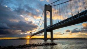 Scopri di più sull'articolo PONTE SULLO STRETTO: IL MOSTRO È RIEMERSO