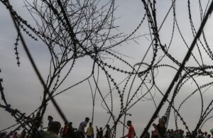Scopri di più sull'articolo Medico israeliano denuncia le torture nei campi di detenzione del Negev