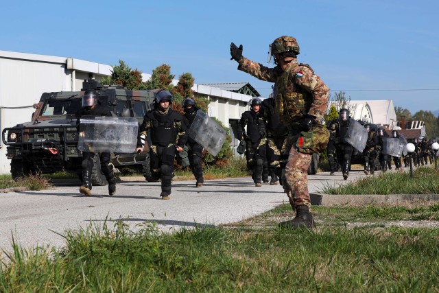 Scopri di più sull'articolo La Nato si insedia anche a Varese